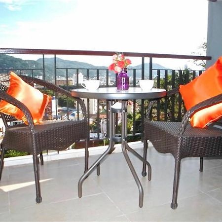 Bliss Patong 2 Bedrooms Apartment Bagian luar foto